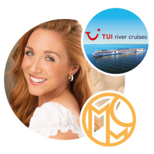 Aislinn Collins performing onboard TUI's Skyla River Cruise